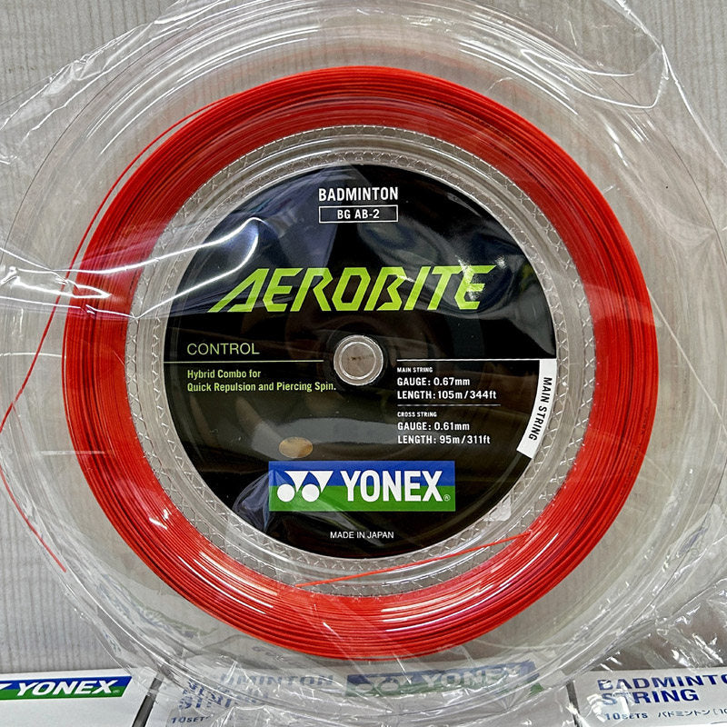 Yonex AEROBITE Red